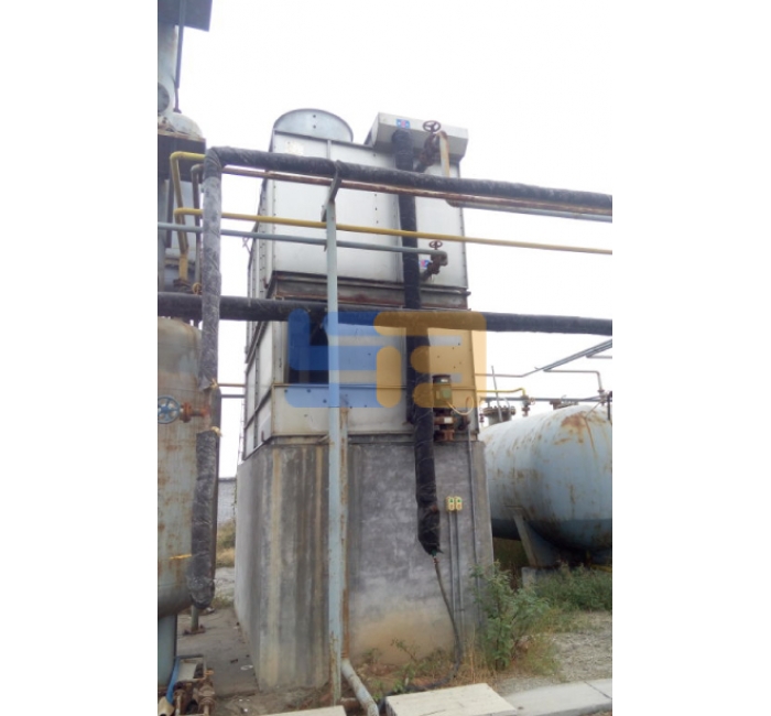 Alcohol recovery distillation tower, evaporative condenser